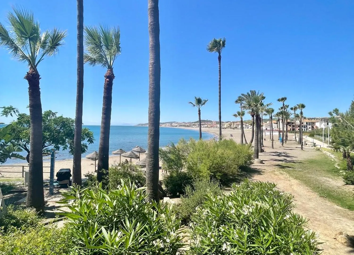 Beachside Vacation Apartment In Casares Playa San Luis de Sabinillas 0*,