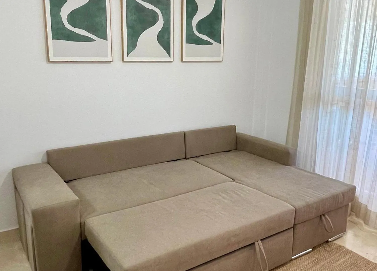 Beachside Vacation Apartment In Casares Playa San Luis de Sabinillas